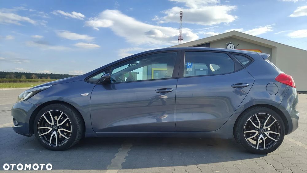 Kia Ceed 1.6 GDI Smart Plus - 10