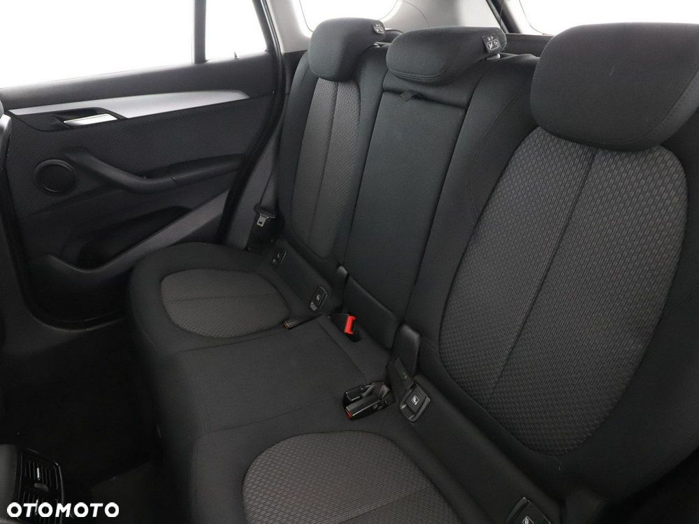 BMW X1 sDrive18d Advantage - 18