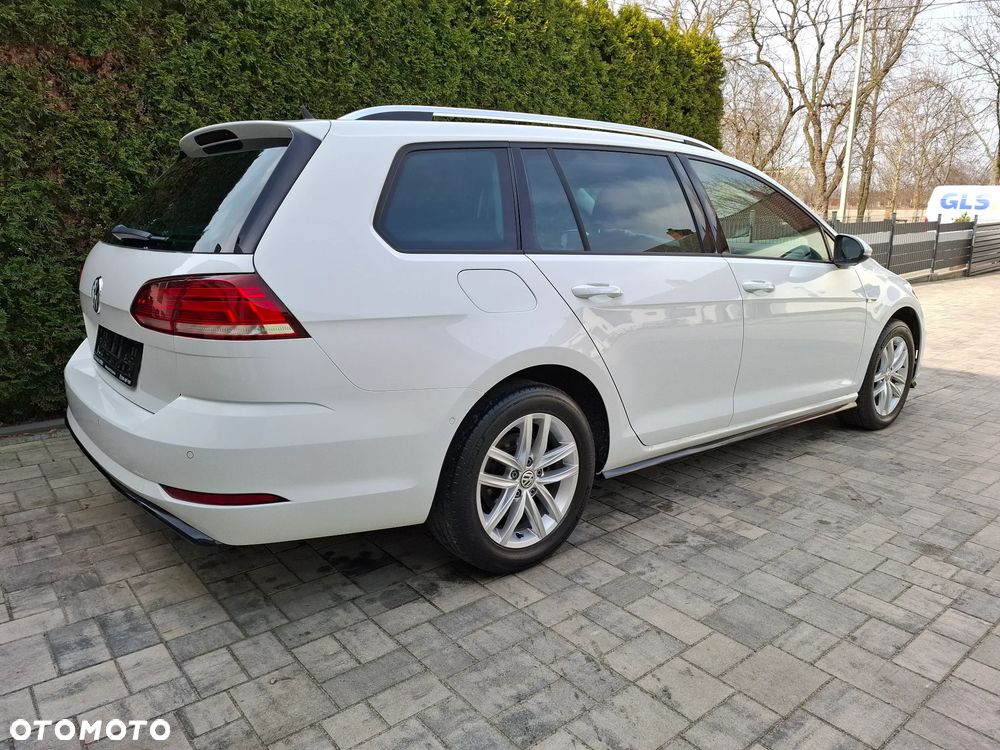 Volkswagen Golf 1.5 TSI OPF R-Line - 7