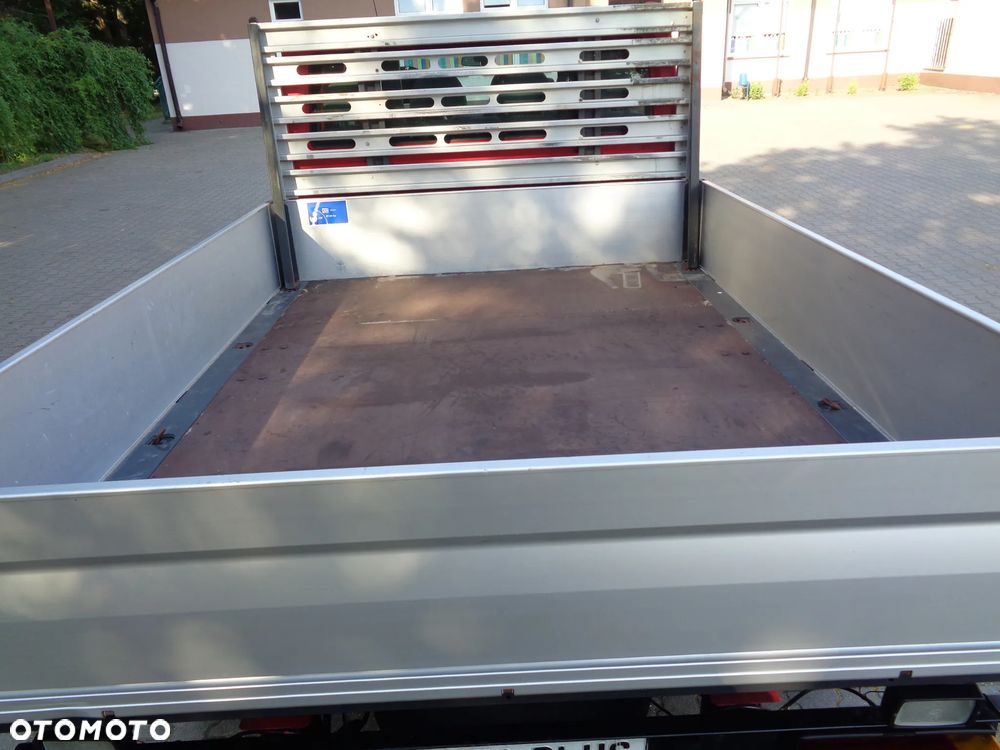Ford Transit - 16