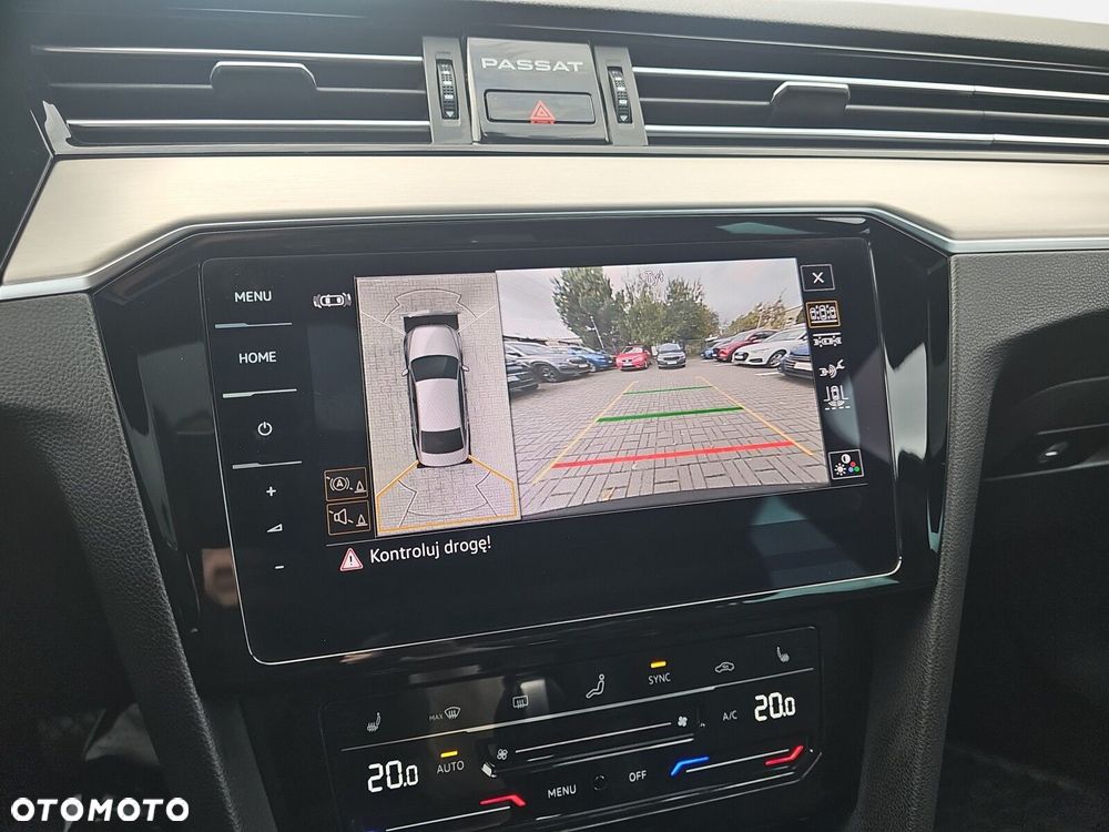 Volkswagen Passat - 32