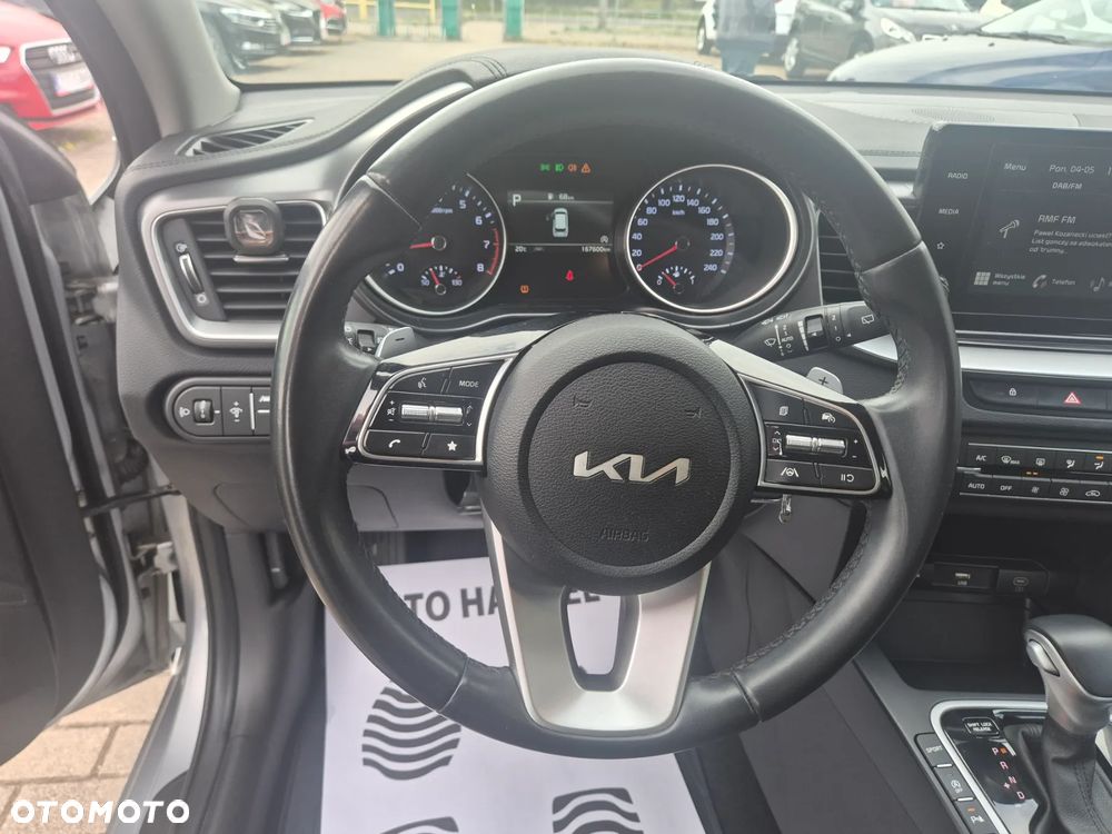 Kia Ceed 1.5 T-GDI MHEV L DCT - 17