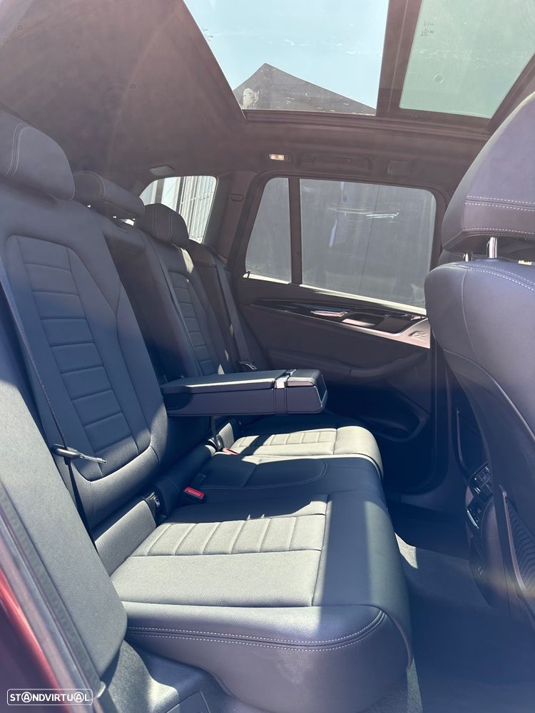 BMW iX3 Inspiring - 29