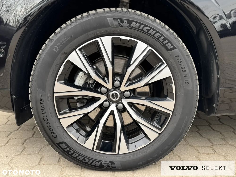 Volvo XC 60 B5 B AWD Plus Dark - 11
