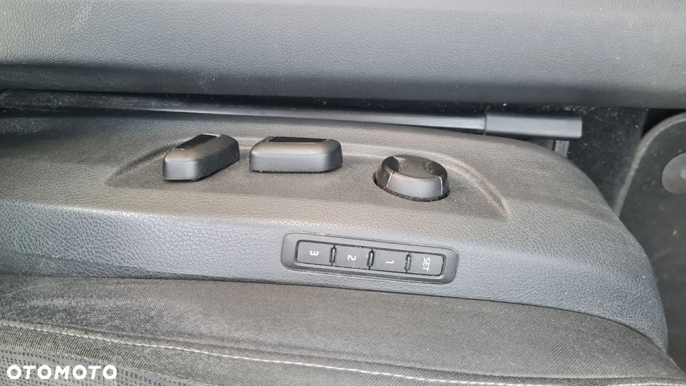 Skoda Superb 1.6 TDI DSG Ambition - 7