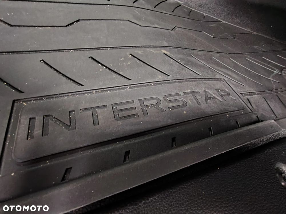 Nissan Interstar - 27