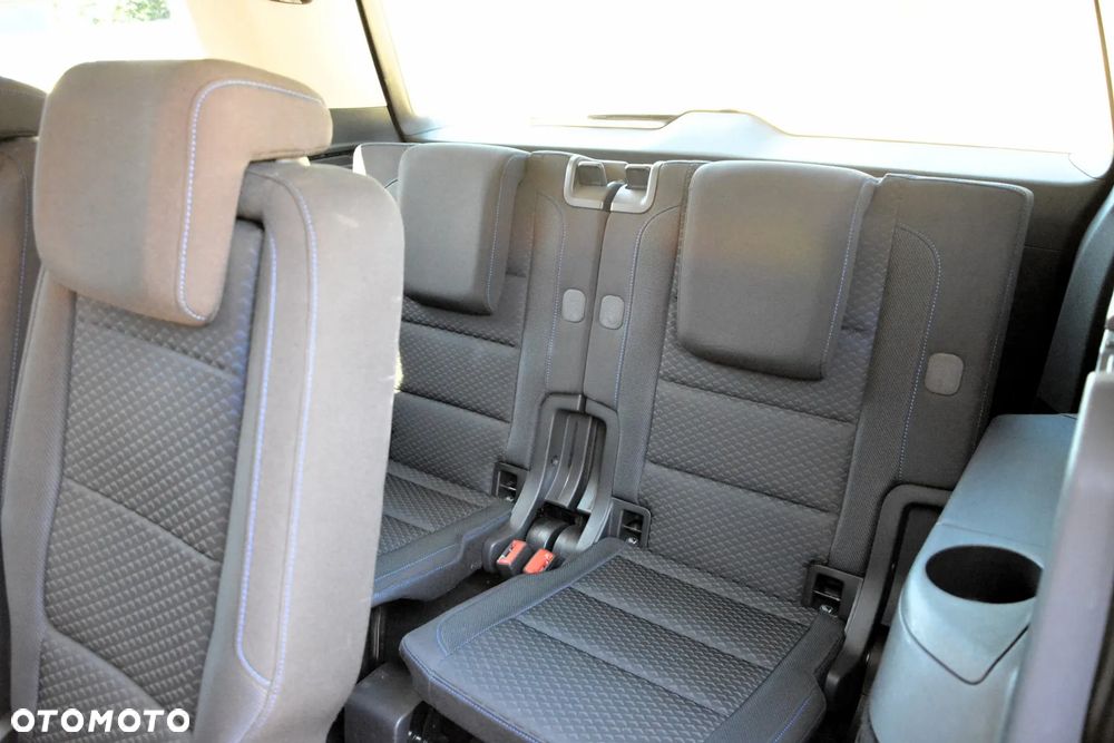 Volkswagen Touran 2.0 TDI BMT United DSG - 36