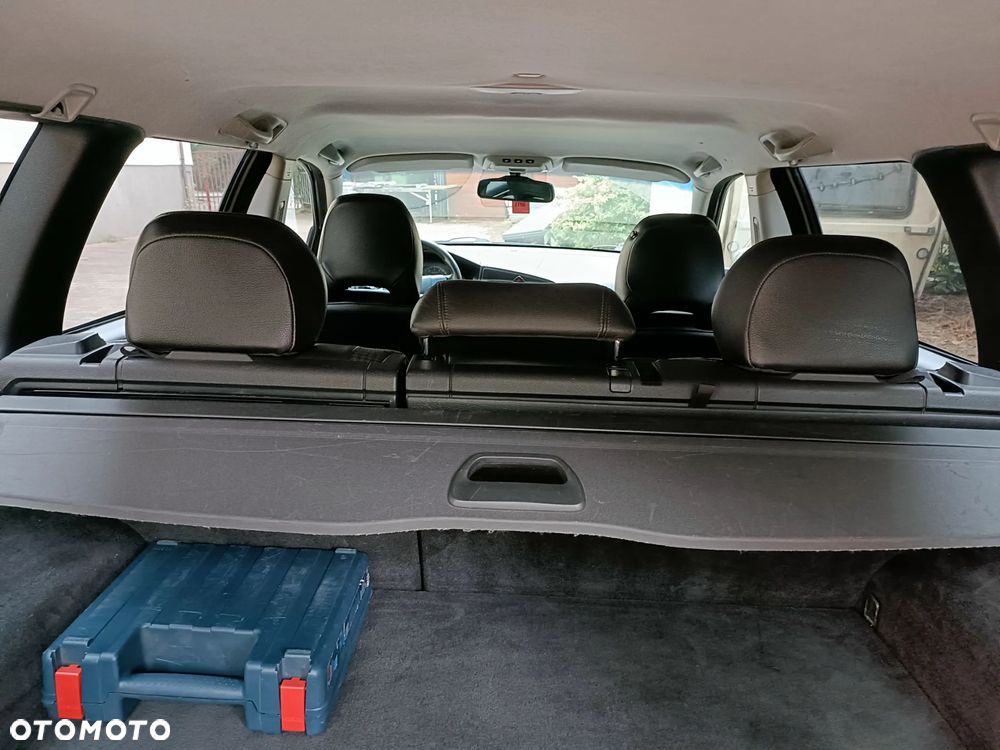 Volvo V70 2.4 - 11