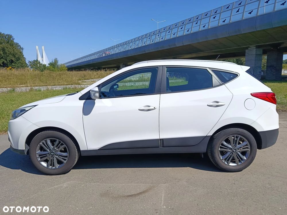 Hyundai ix35 1.6 2WD Fifa World Cup Edition - 2
