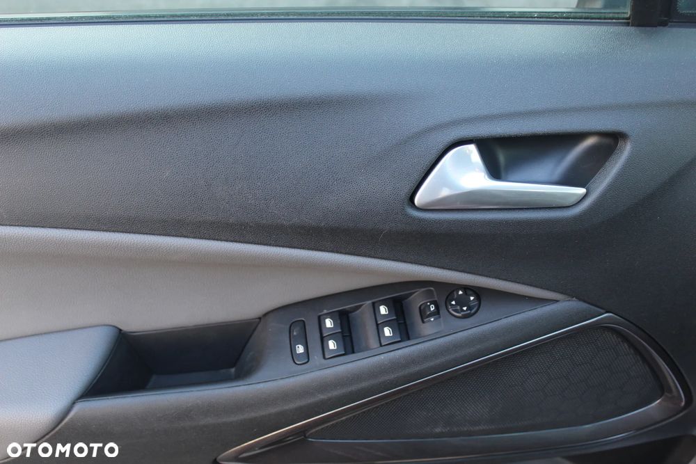 Opel Crossland X 1.2 T Elite S&S - 5