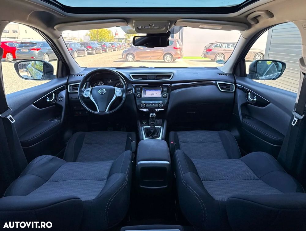 Nissan Qashqai 1.6 DCI ALL-MODE 4x4i N-Connecta - 23