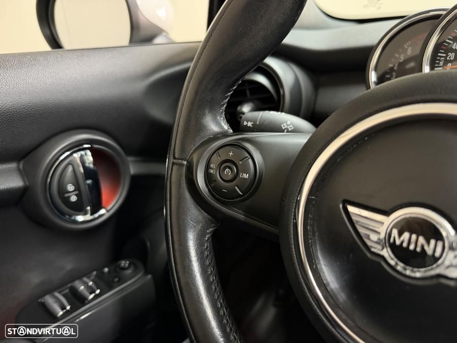 MINI Cabrio One Classic - 18