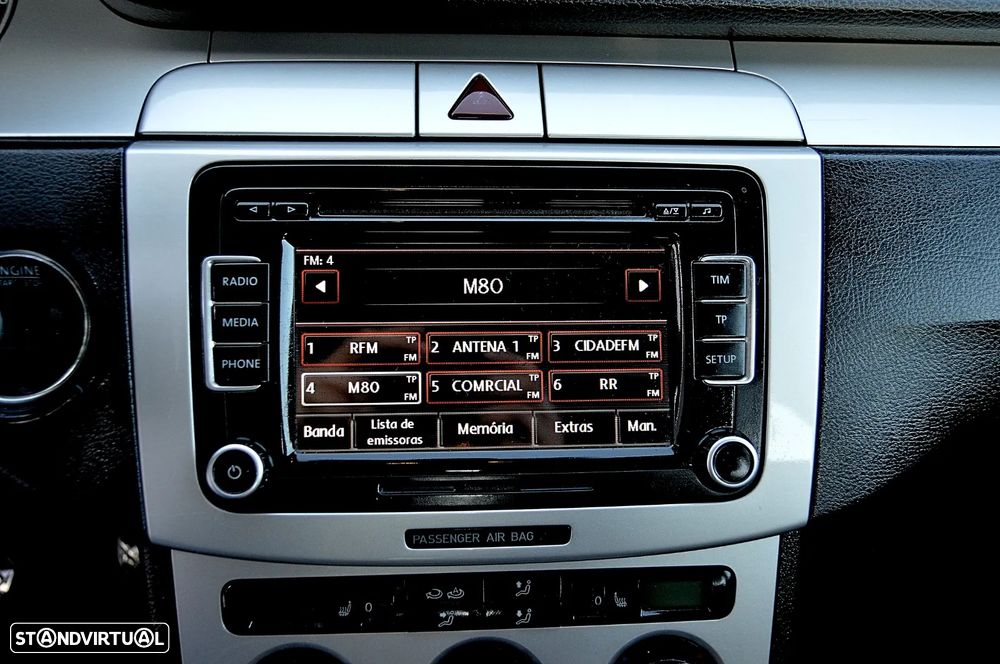 VW Passat 2.0 TDI Trendline BlueMotion - 18