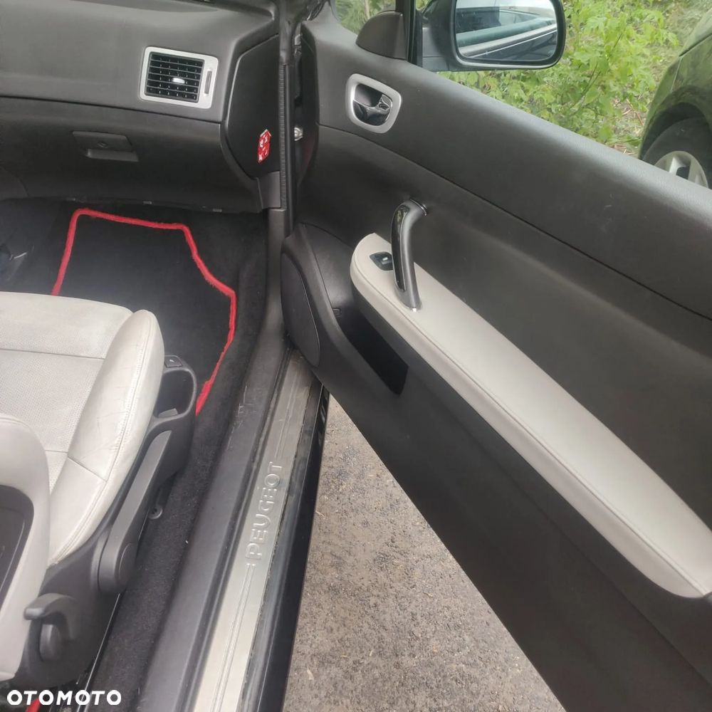 Peugeot 307 CC 1.6 - 16