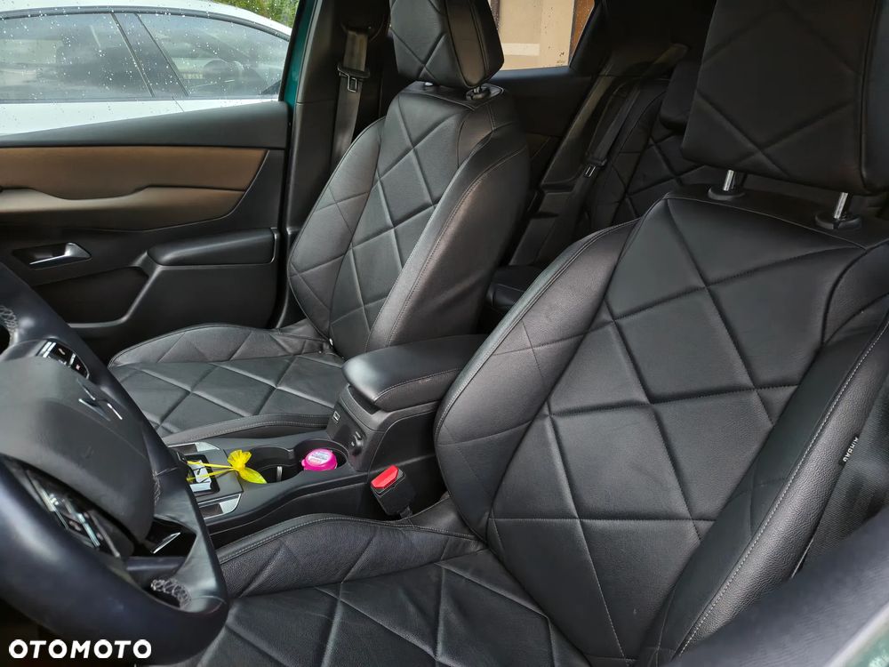 DS Automobiles DS 3 Crossback 1.2 PureTech So Chic - 4