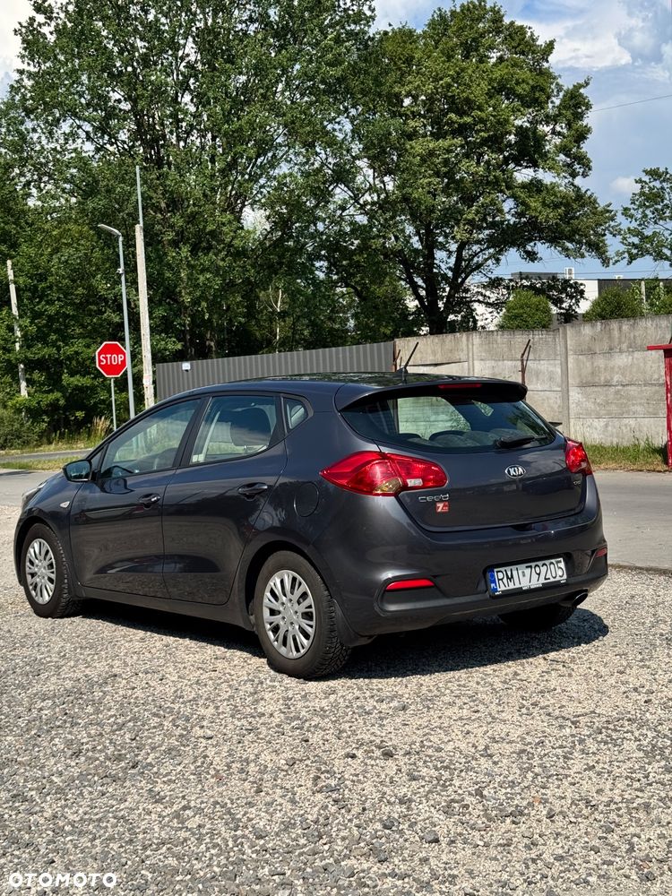 Kia Ceed 1.6 CRDi M - 6