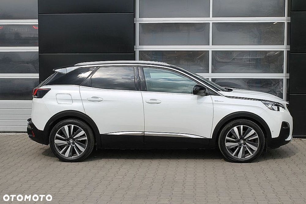 Peugeot 3008 - 16