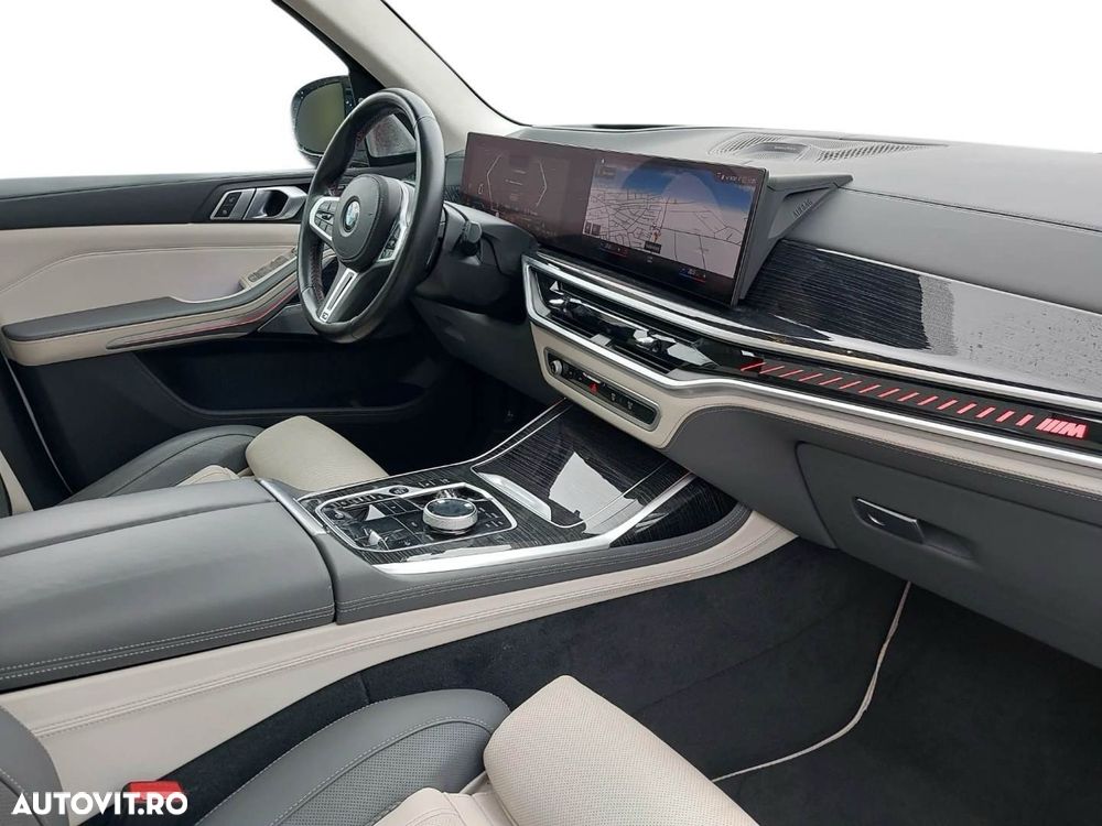BMW X7 M60i xDrive AT MHEV - 9