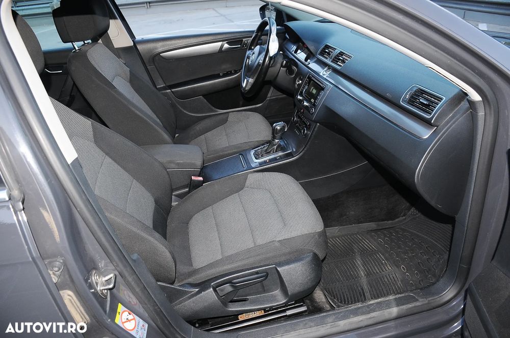 Volkswagen Passat Variant 2.0 TDI BlueMotion Technology DSG Comfortline - 9