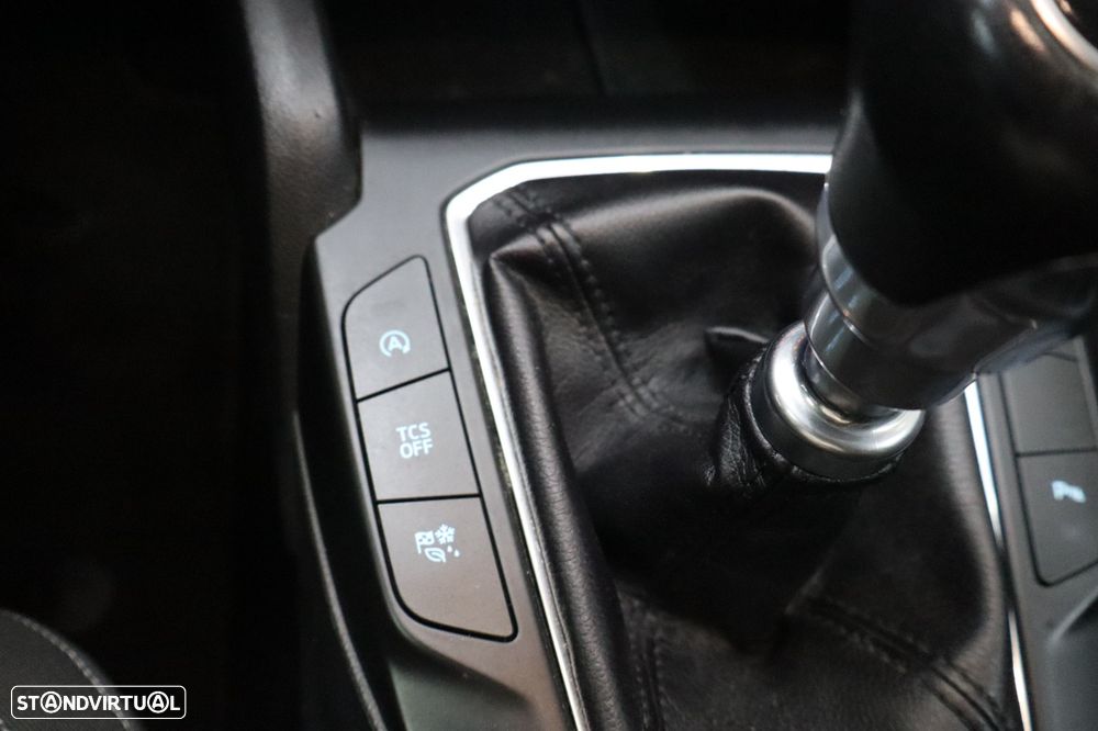 Ford Focus 1.5 EcoBlue S&S COOL&CONNECT DESIGN - 19