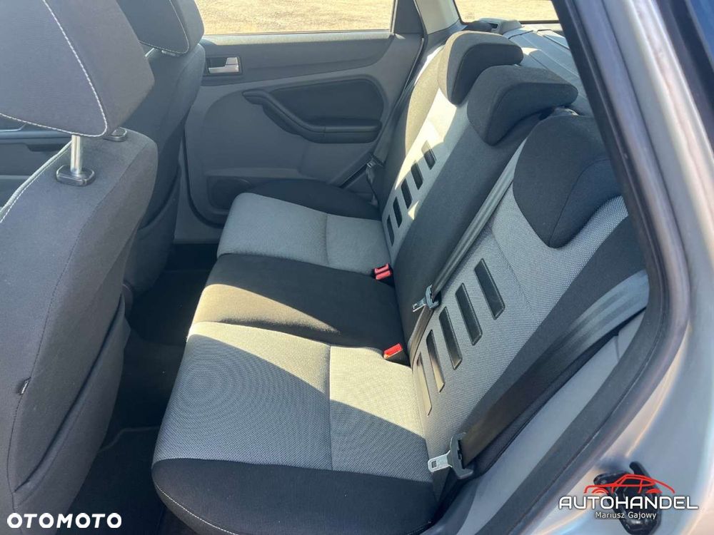 Ford Focus - 13