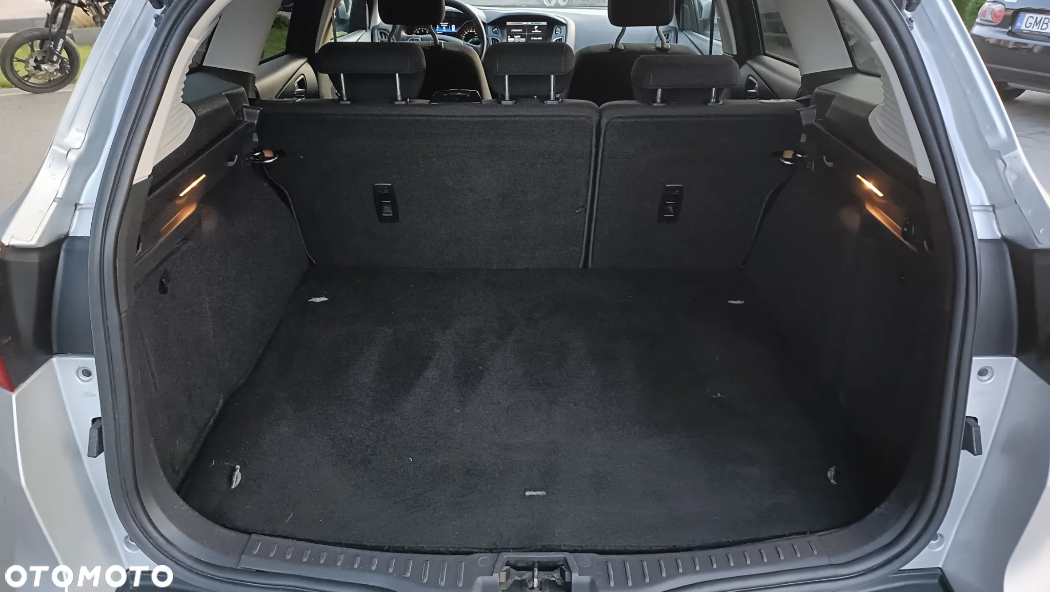 Ford Focus 1.0 EcoBoost Ambiente - 25
