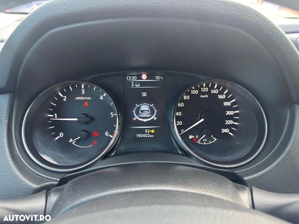 Nissan Qashqai 1.5 dCi DPF acenta - 18