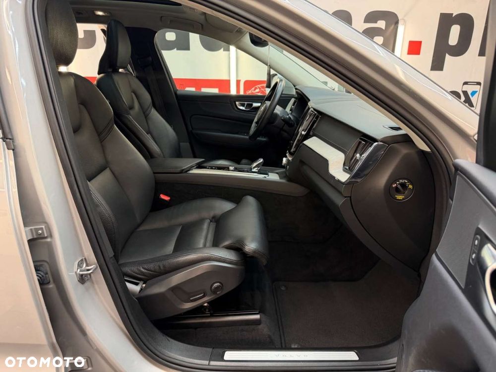 Volvo XC 60 - 38