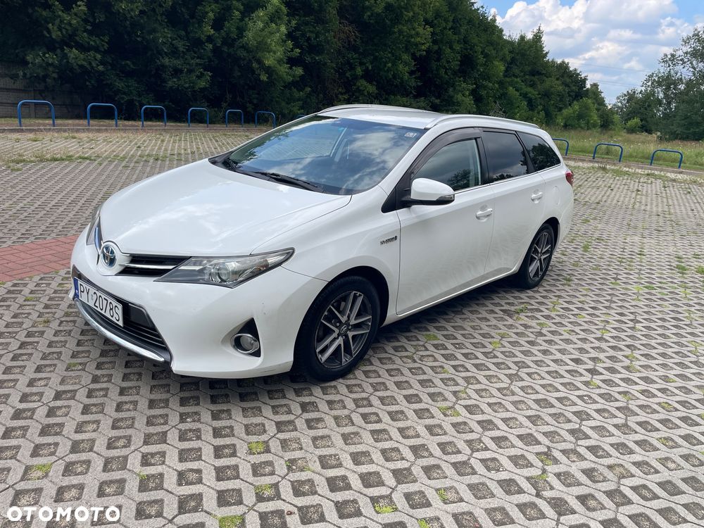 Toyota Auris 1.8 HSD Luna - 16