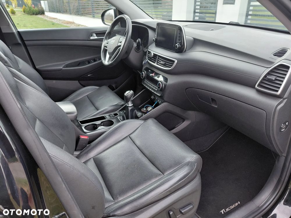 Hyundai Tucson 1.6 CRDi 2WD Select - 12