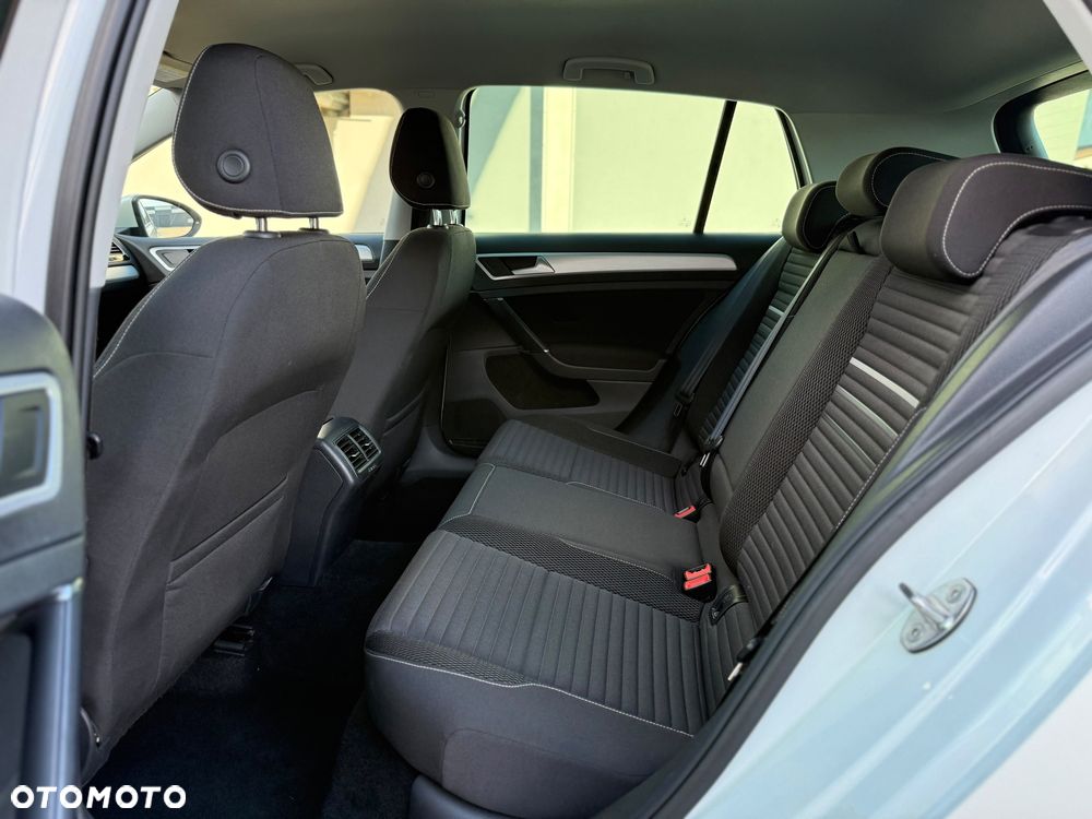 Volkswagen Golf 1.2 TSI BlueMotion Technology Cup - 19