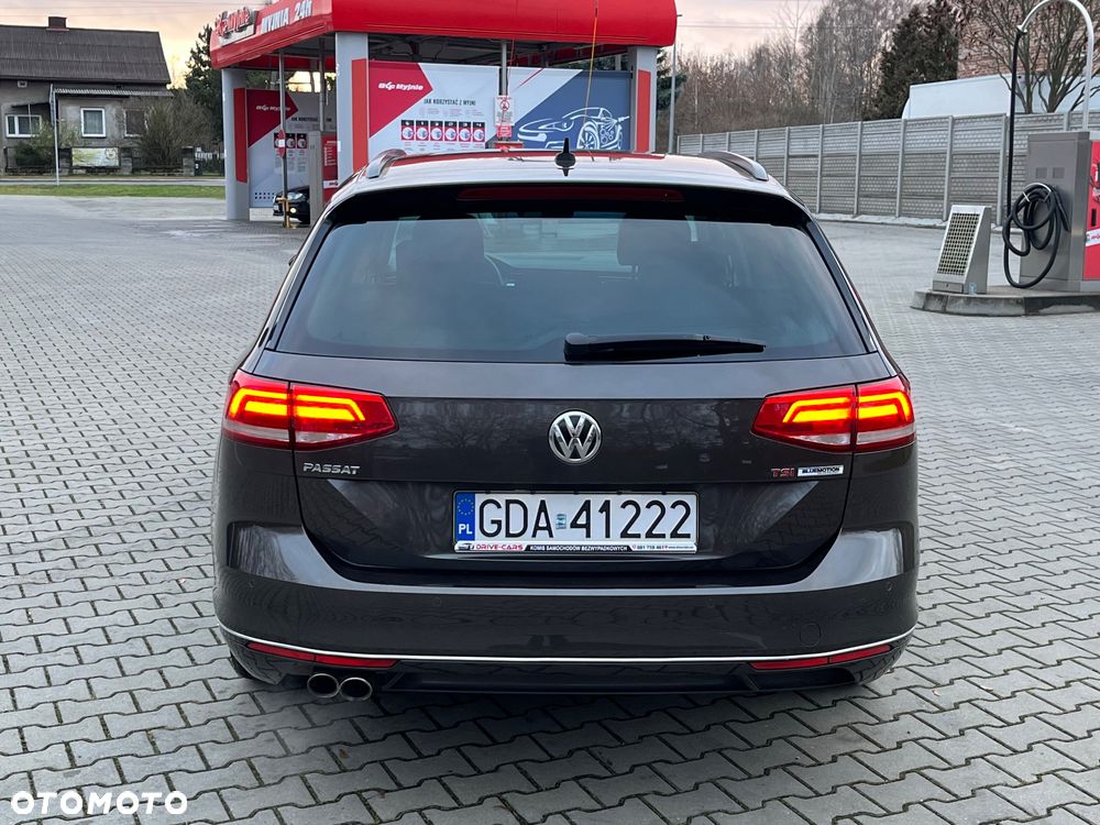 Volkswagen Passat Variant 1.8 TSI BMT Comfortline - 24