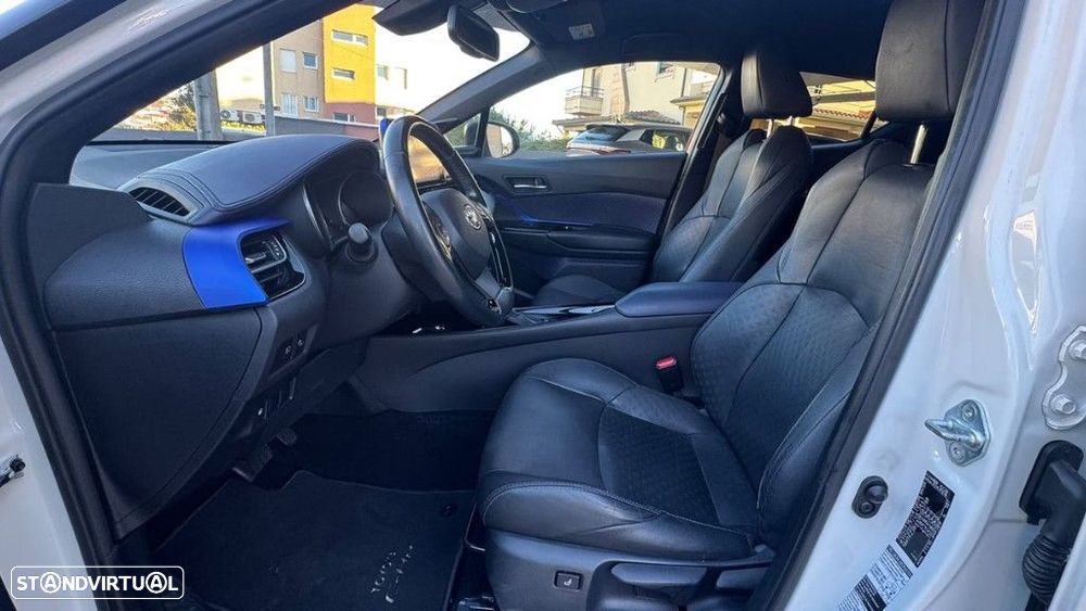 Toyota C-HR 1.8 HSD Exclusive - 11