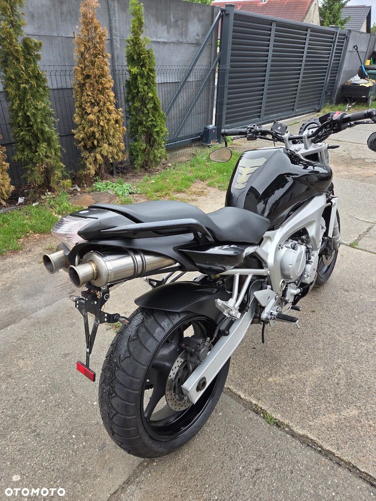 Yamaha FZ6 - 5