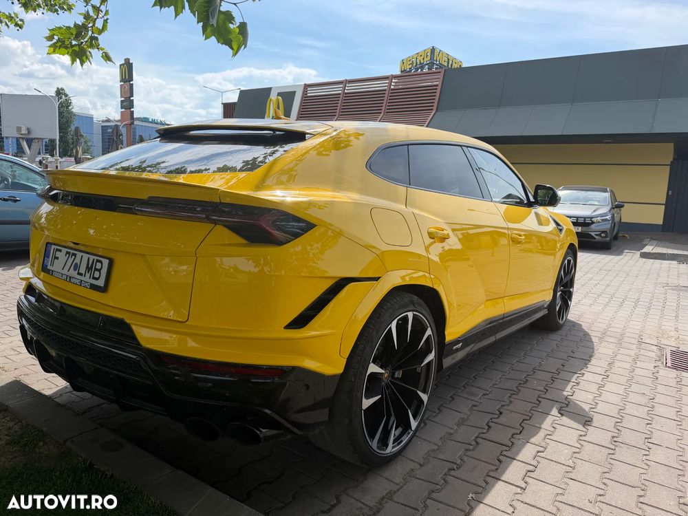 Lamborghini URUS - 2