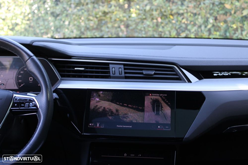 Audi Q8 e-Tron 50 quattro S line - 5
