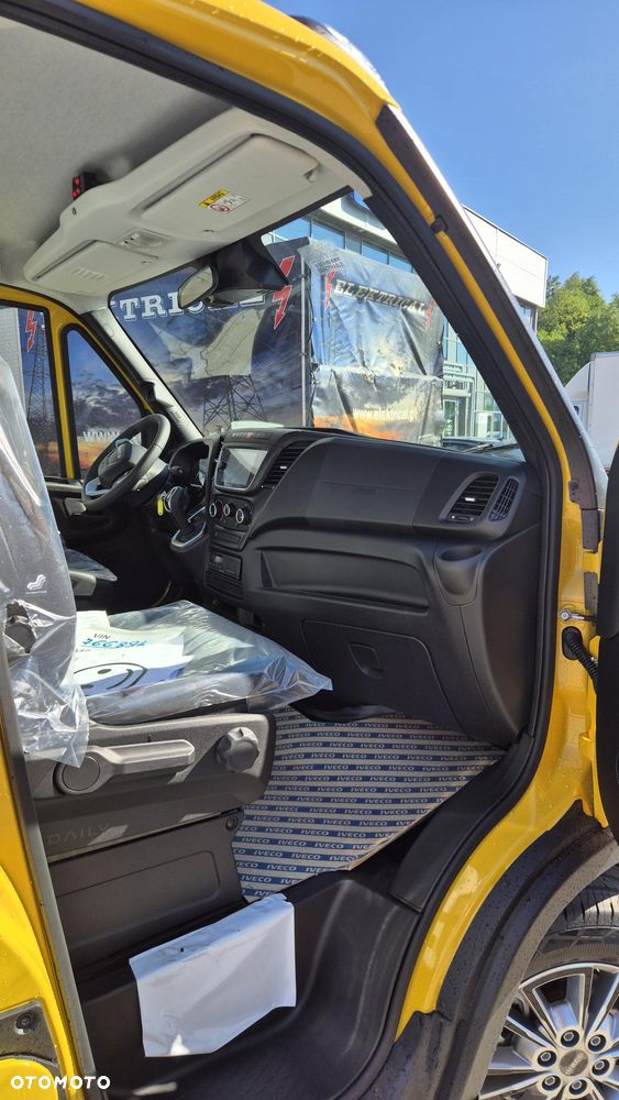 Iveco Laweta , bogate wyposażenie - 17