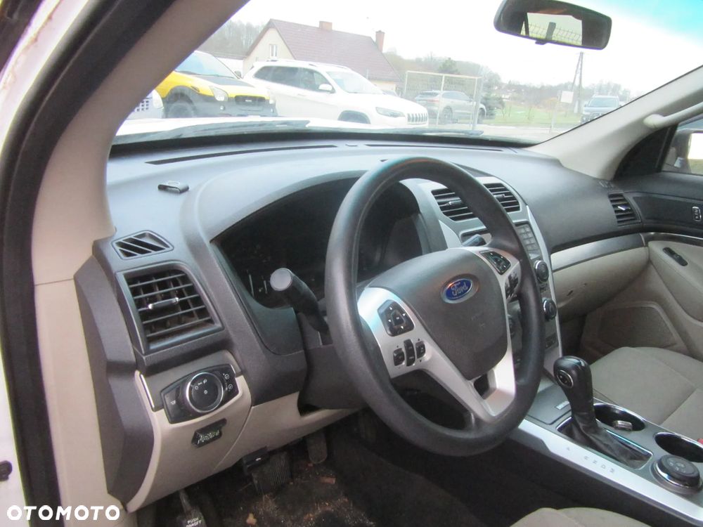 KANAPA FOTELE BOCZKI 7 osób Ford Explorer V 2013 r. - 13