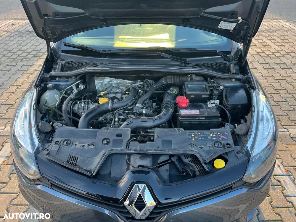 Renault Clio Estate TCe Life - 12