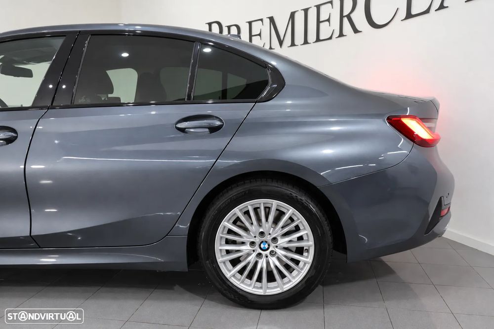 BMW 330 e Auto - 8