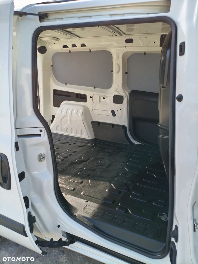 Opel COMBO D-VAN !!! Jak NOWY!! Maxi L2H1 !! 100% PEWNY!!! - 14