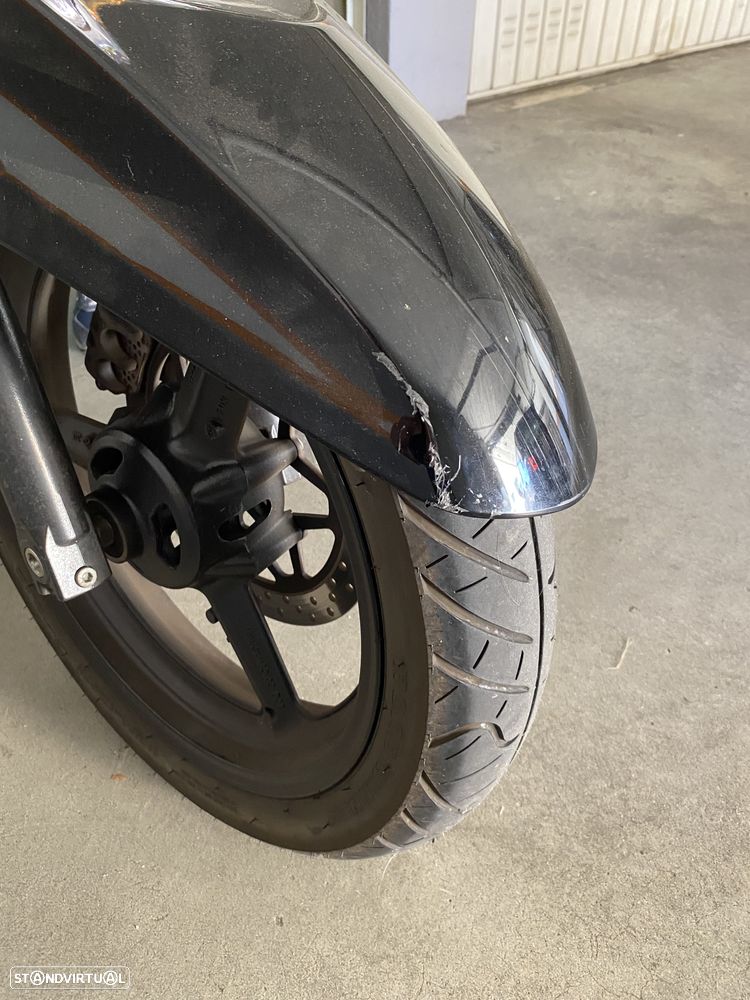 Suzuki Inazuma 250 - 15