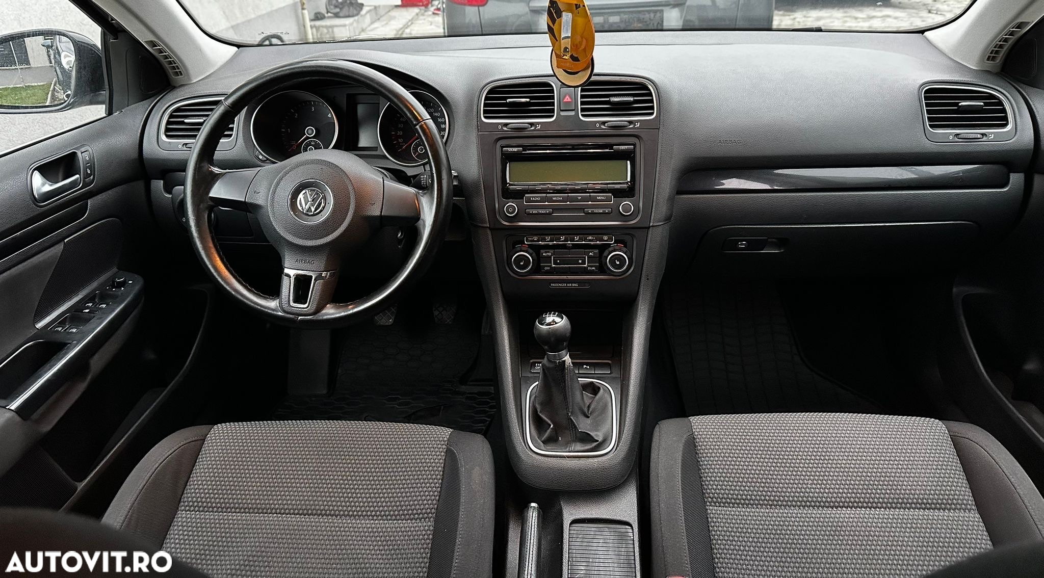 Volkswagen Golf 1.6 TDI BlueMotion Technology DPF Comfortline - 9
