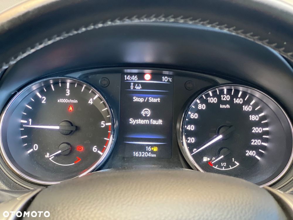 Nissan Qashqai 1.5 dCi Tekna - 24