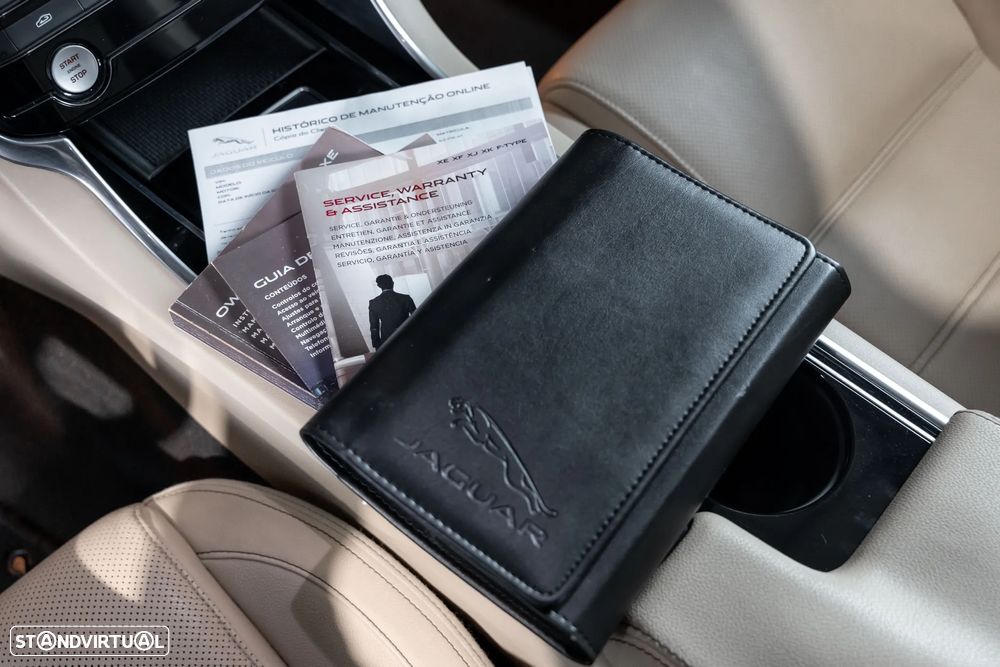 Jaguar XE 2.0 D Prestige Aut. - 29