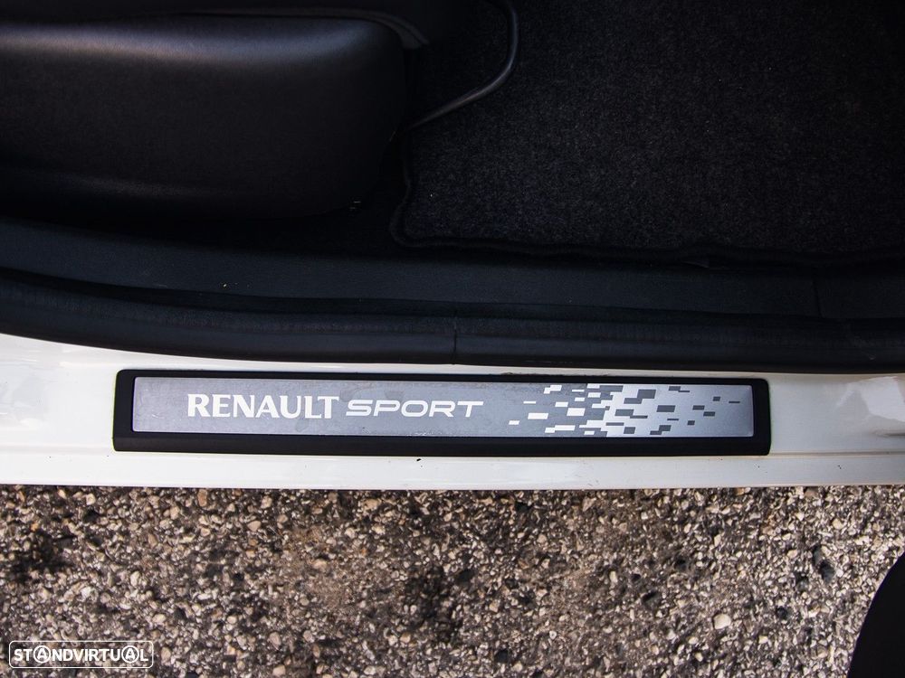 Renault Mégane Sport Tourer 1.5 dCi GT Line SS - 40