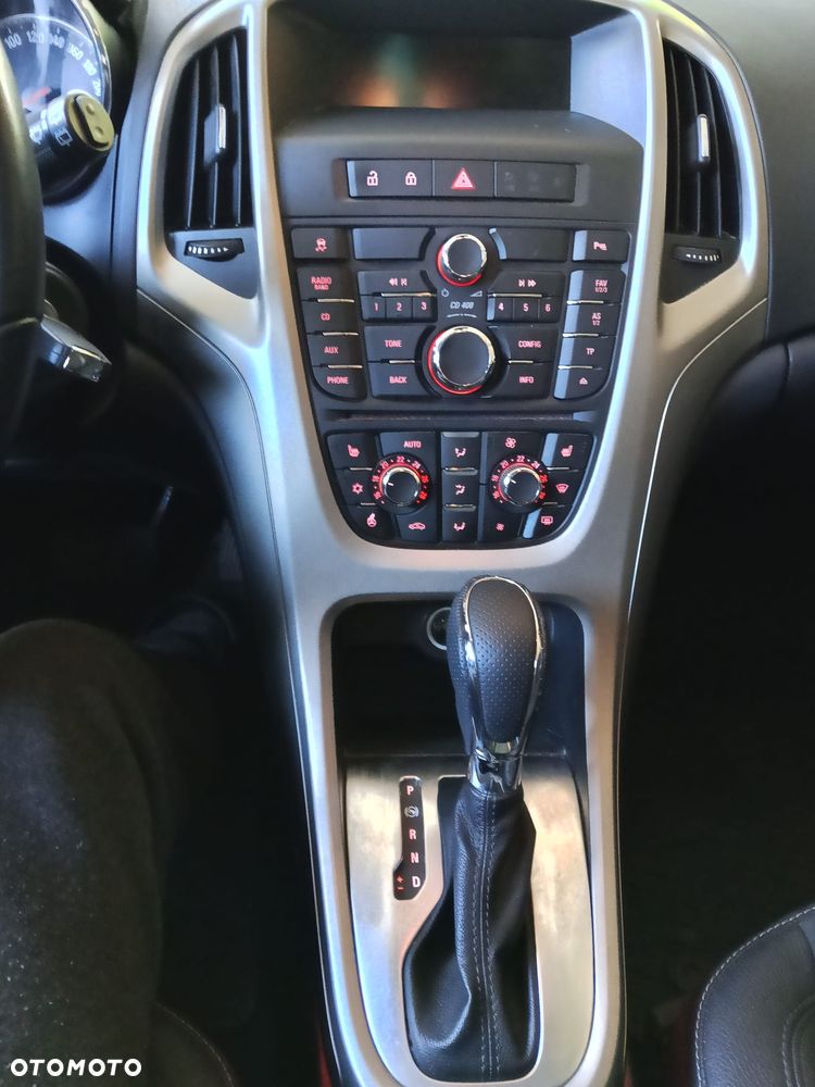 Opel Astra 1.4 Turbo Automatik - 6