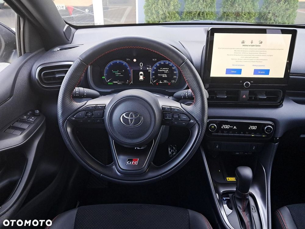 Toyota Yaris - 15