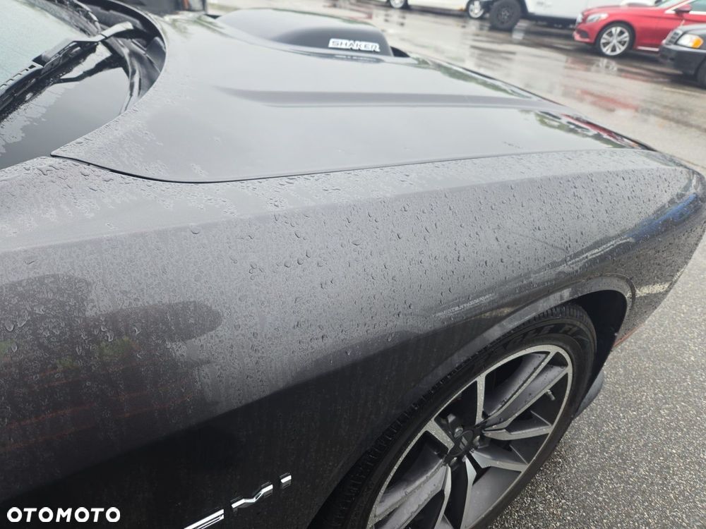 Dodge Challenger 5.7 R/T - 14