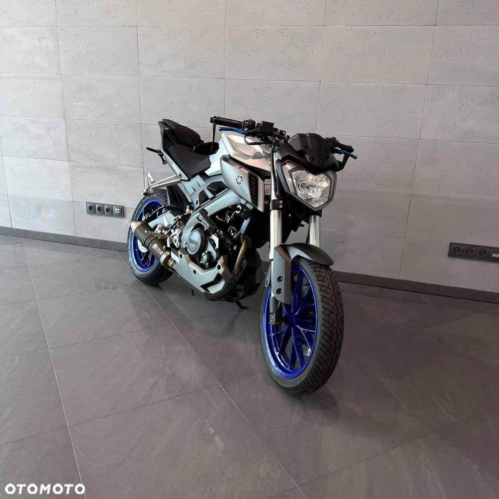 Yamaha MT - 4